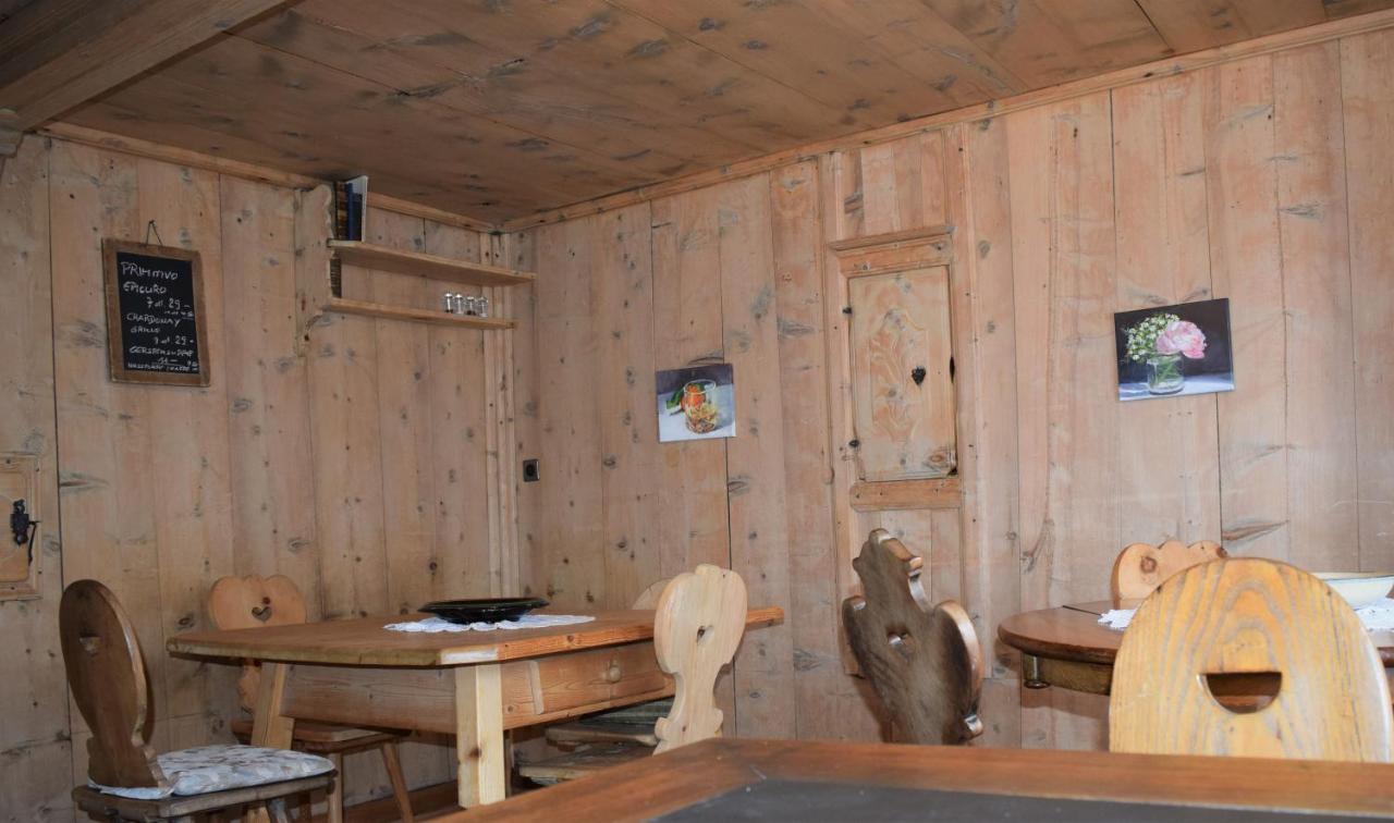 Chasa Sassalba Bed & Breakfast Lu Bagian luar foto