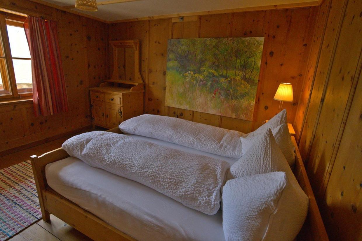 Chasa Sassalba Bed & Breakfast Lu Bagian luar foto